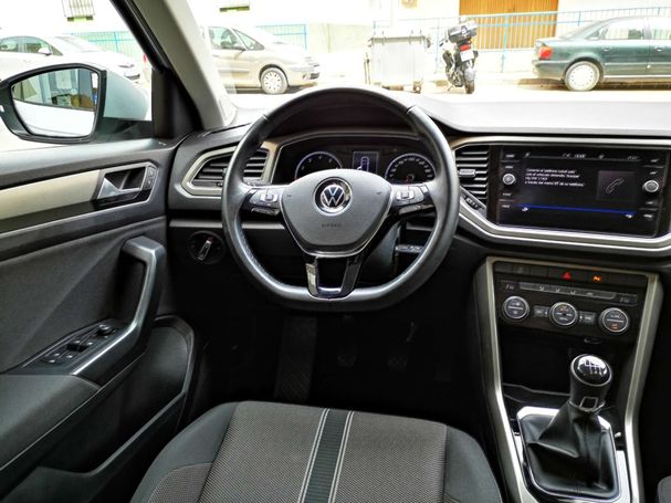 Volkswagen T-Roc 1.0 TSI T-Roc 81 kW image number 16