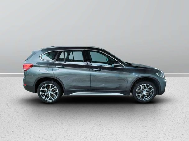 BMW X1 sDrive18d xLine 110 kW image number 6