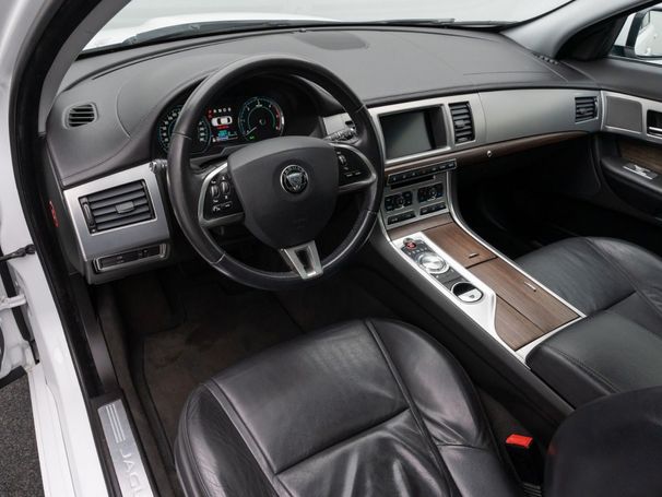 Jaguar XF 2.2 147 kW image number 21