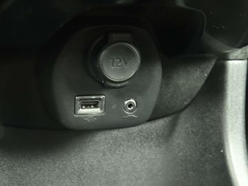 Car image 33