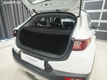 Car image 32