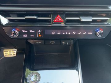 Car image 31