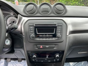 Car image 16