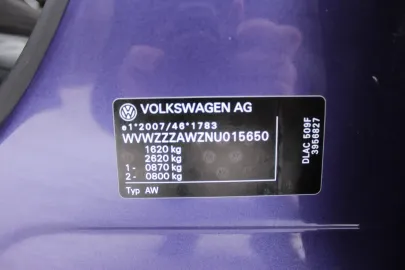 Car image 35