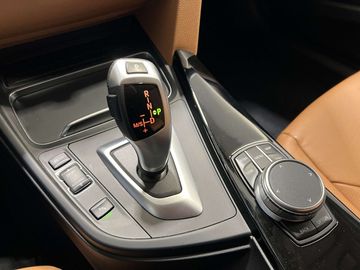 Car image 37