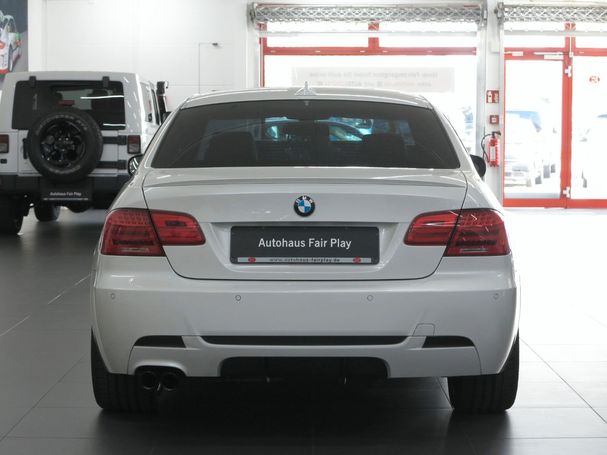 BMW 330d xDrive 180 kW image number 6