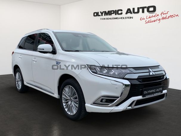 Mitsubishi Outlander 2.4 Plus 165 kW image number 2