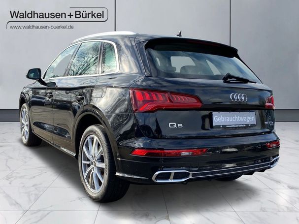 Audi Q5 55 TFSIe quattro S tronic Sport 270 kW image number 4