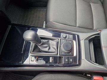 Car image 15