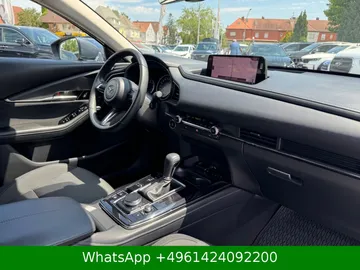 Car image 29