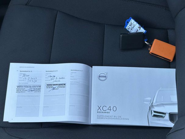 Volvo XC40 Recharge T4 Inscription Expression 155 kW image number 13