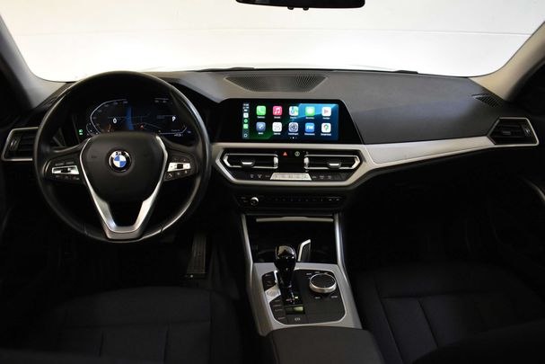 BMW 318i 115 kW image number 5