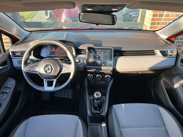 Car image 12