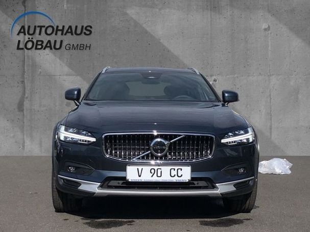 Volvo V90 Cross Country AWD B4 145 kW image number 9