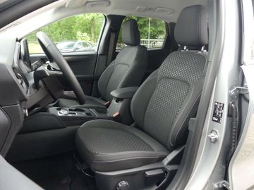 Car image 30