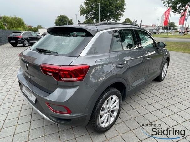 Volkswagen T-Roc 1.0 TSI T-Roc 81 kW image number 6