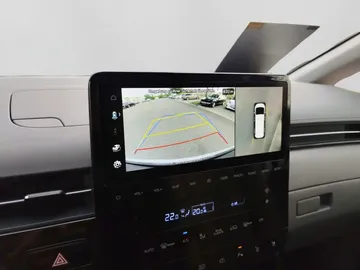 Car image 21