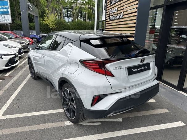 Toyota C-HR 2.0 Hybrid 135 kW image number 4