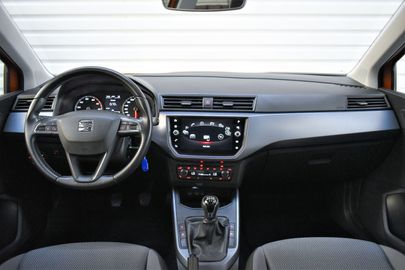 Car image 15