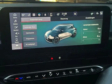 Car image 24