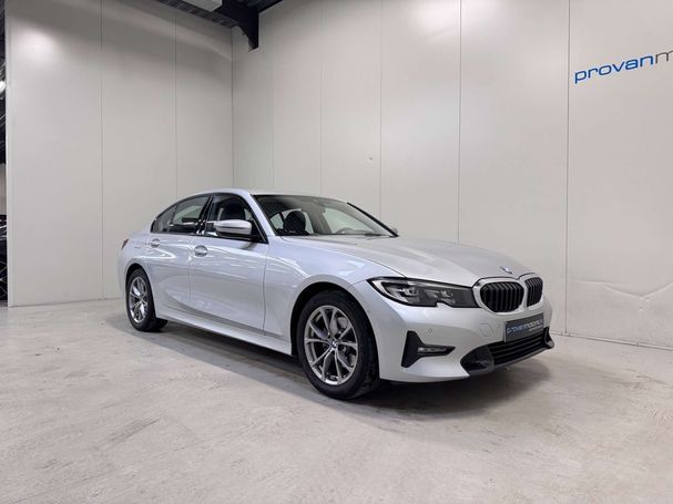 BMW 320i 135 kW image number 3