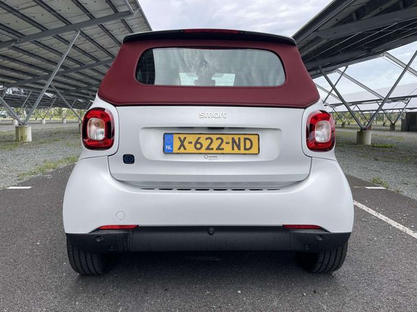 Smart ForTwo cabrio EQ 60 kW image number 8