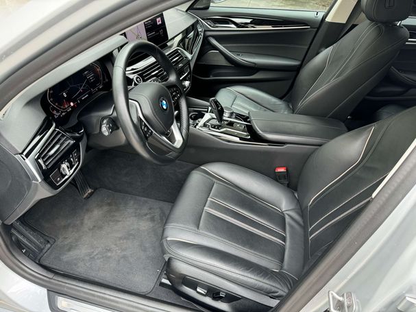 BMW 520d Touring 120 kW image number 9