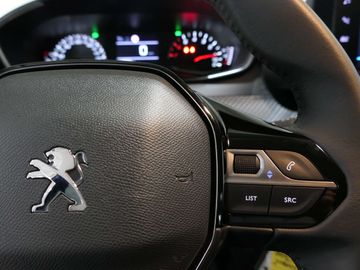 Car image 37