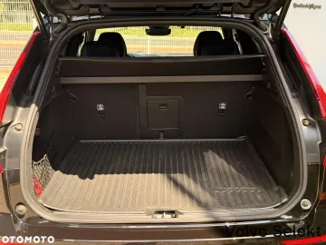 Car image 40