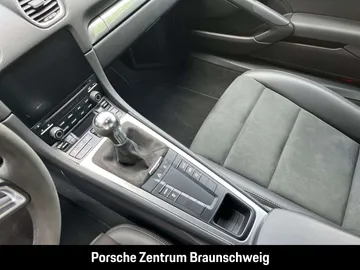 Car image 33