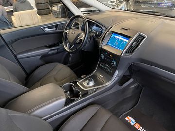 Car image 41