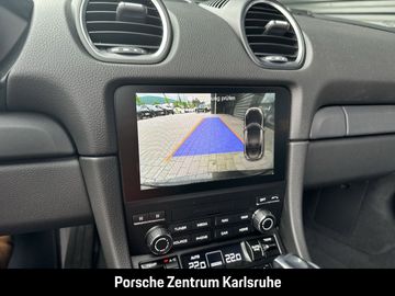 Car image 26