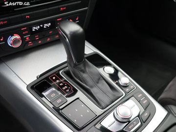 Car image 37