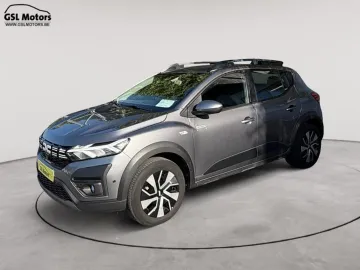 Car image 1