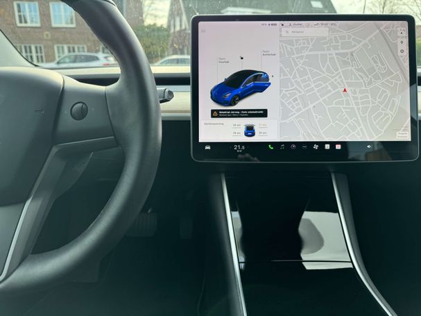 Tesla Model 3 60 Plus 225 kW image number 16