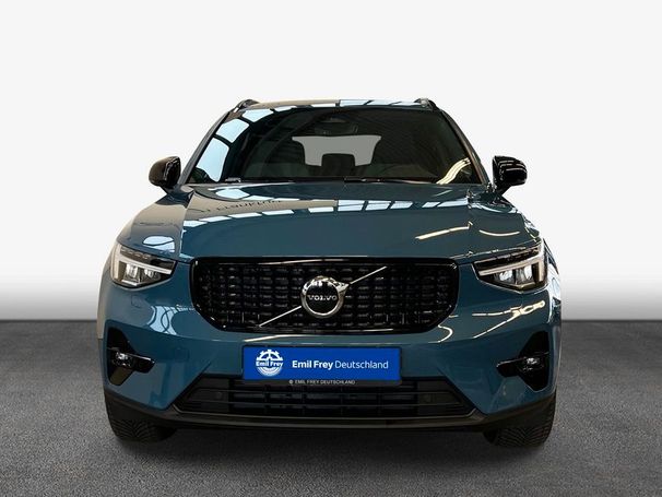 Volvo XC40 B3 Plus Dark DKG 120 kW image number 2