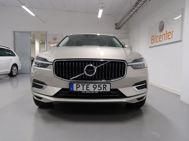 Volvo XC60 T6 Recharge AWD 250 kW image number 10