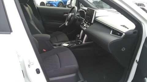 Car image 10