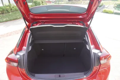 Car image 29