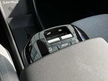 Car image 41