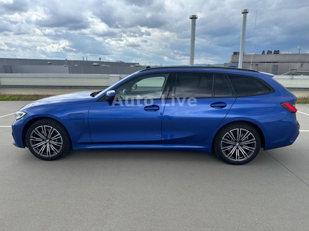 BMW 330i Touring xDrive 215 kW image number 5