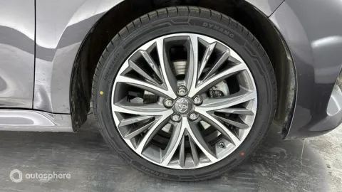 Car image 20