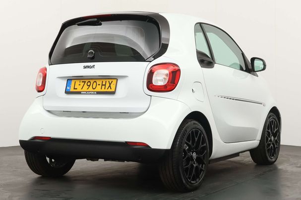 Smart ForTwo EQ 60 kW image number 2