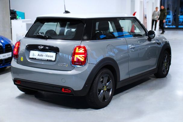 Mini Cooper SE Essential Trim 135 kW image number 8