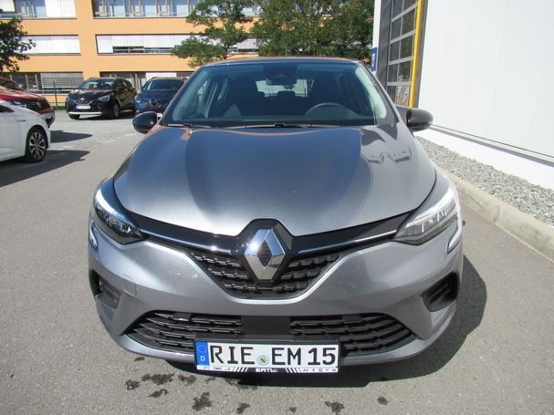 Renault Clio TCe 90 66 kW image number 3