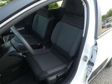 Car image 31