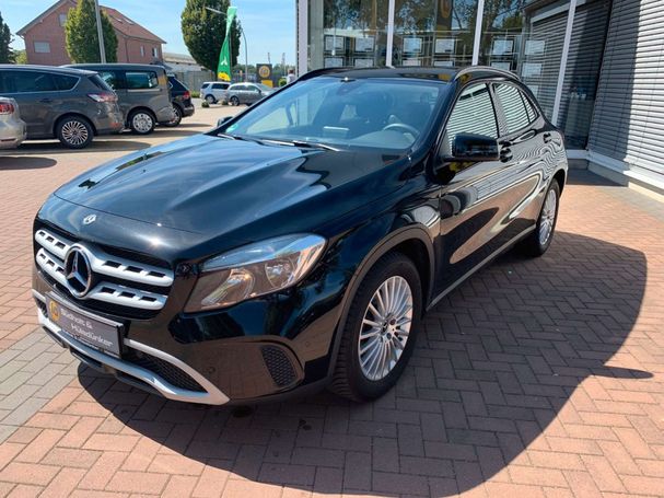 Mercedes-Benz GLA 180 90 kW image number 1