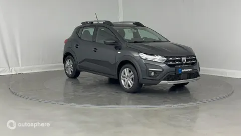 Car image 3