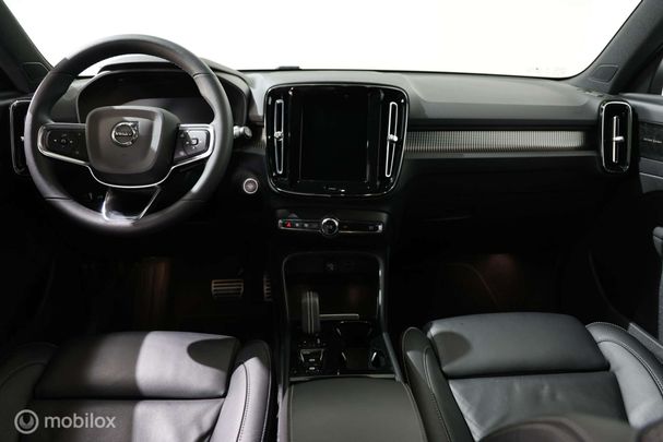 Volvo XC40 R Recharge T4 Design 155 kW image number 12