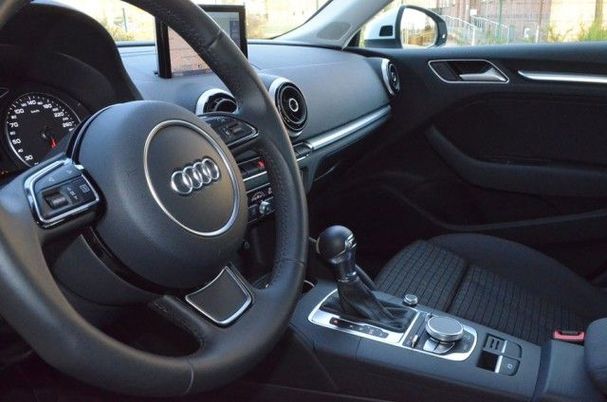 Audi A3 1.4 TFSI Sportback Ambition 92 kW image number 8